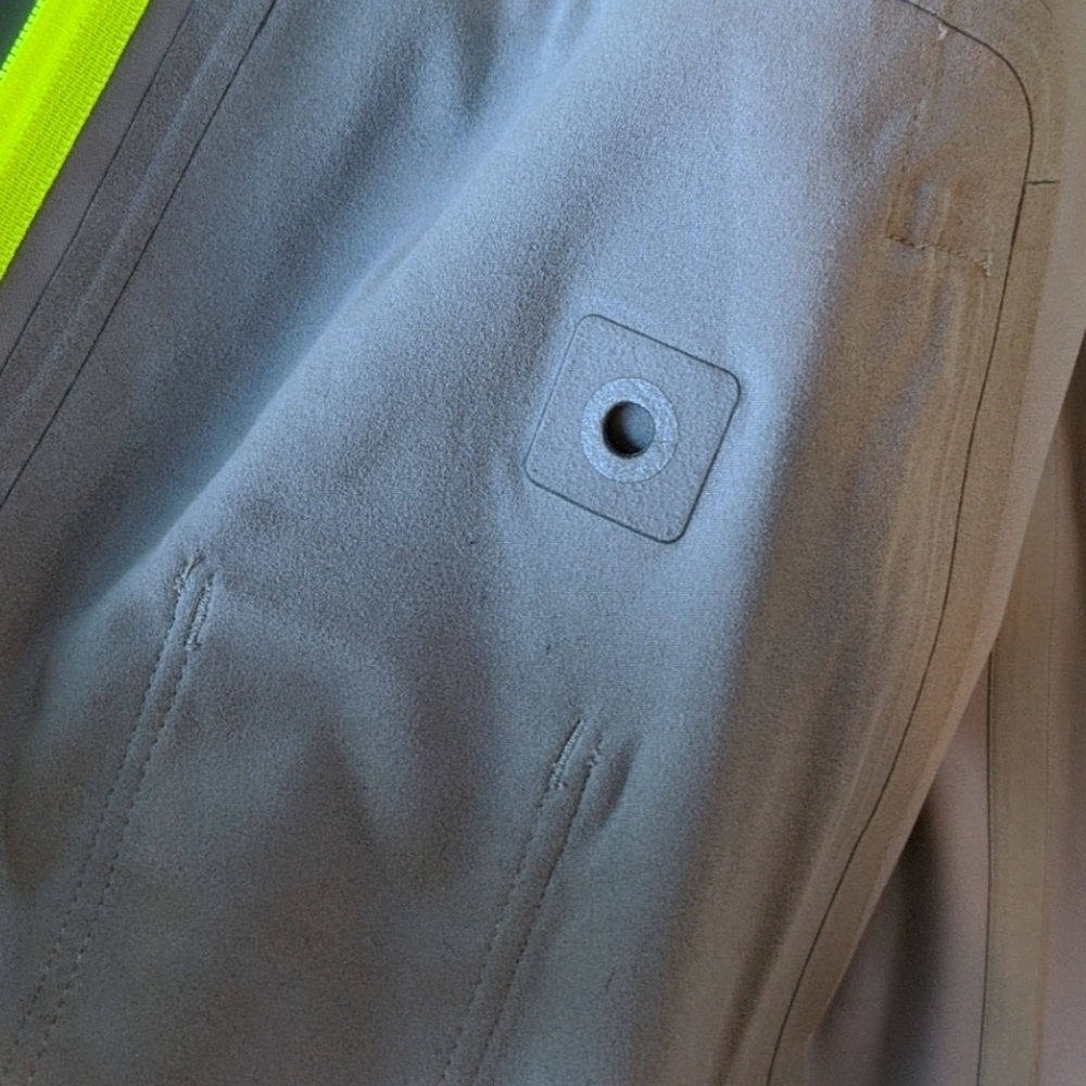 Nike Reflective Running Jacket Size Small - image 4